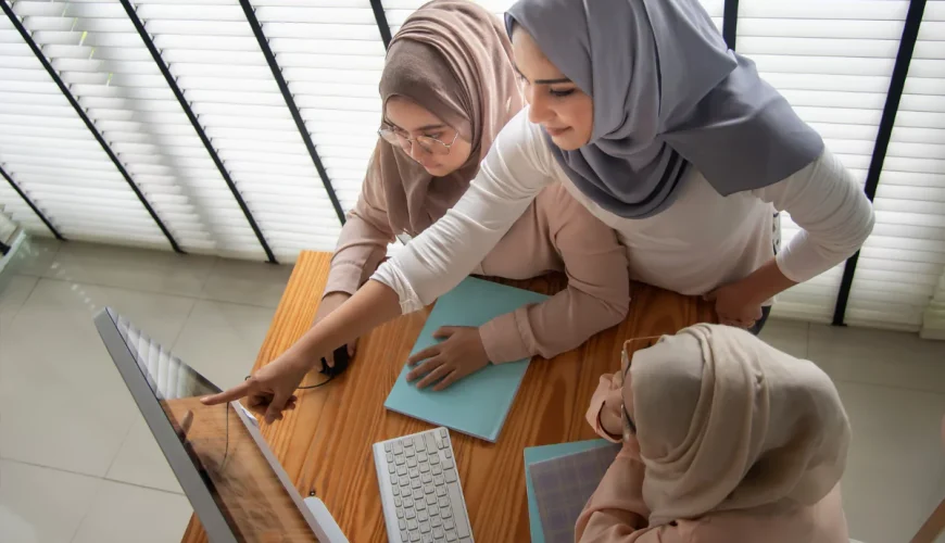 Diyanet, öğrenci ve öğretmen umre turlarını duyurdu.